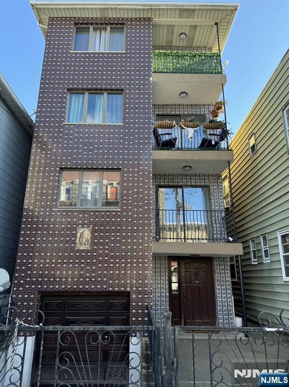 303 3rd Street 1 - Photo 1