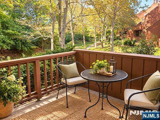 615 Sanderling Court 615 - Photo 4