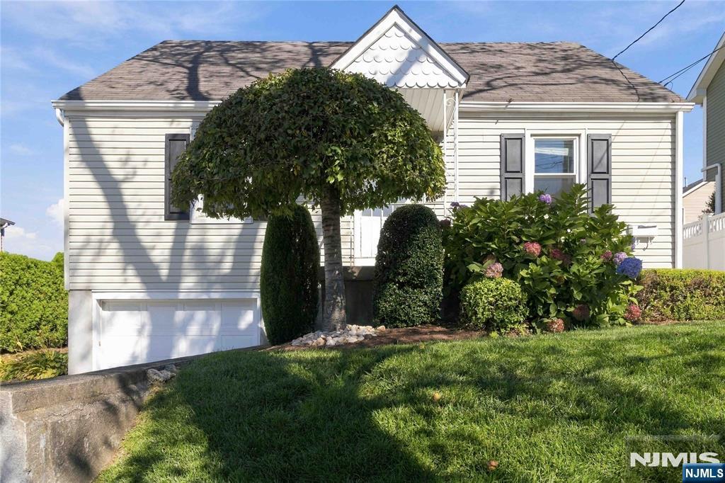164 Arlington Boulevard - Photo 4