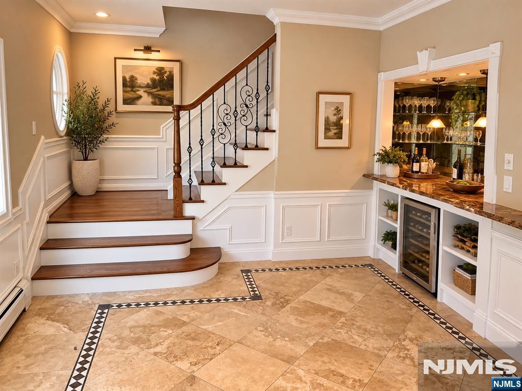 546 Art Lane - Photo 2