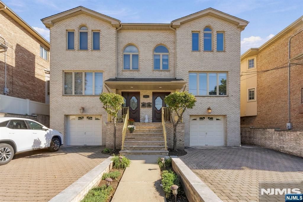 456 Glen Avenue A - Photo 1