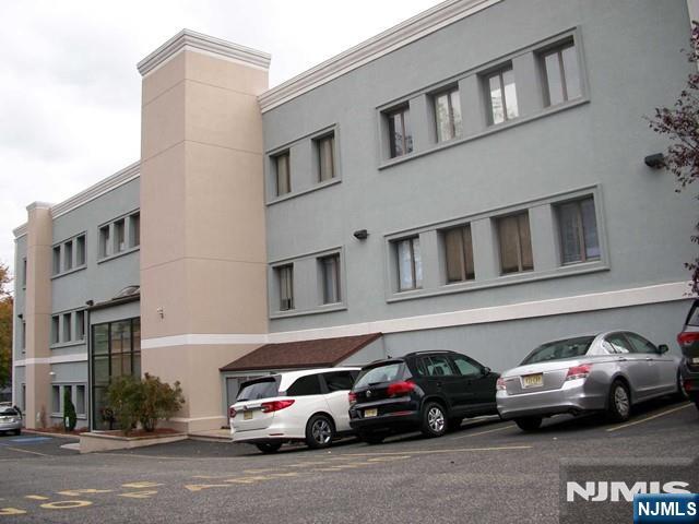 1605 John Street 124 - Photo 5
