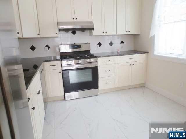 2191 Edwin Avenue B - Photo 3