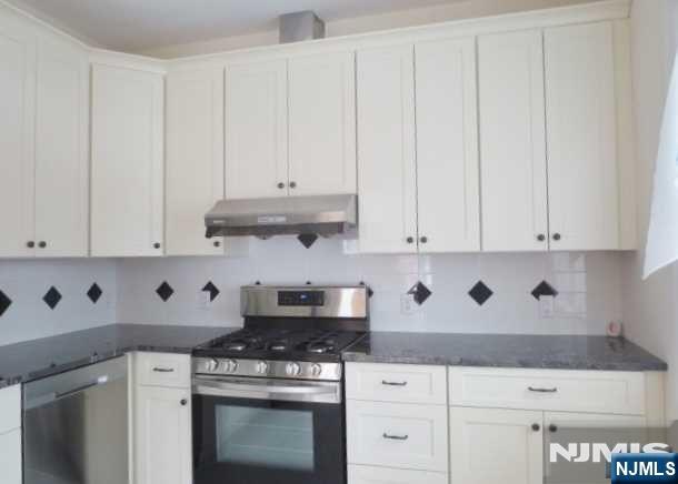 2191 Edwin Avenue B - Photo 4