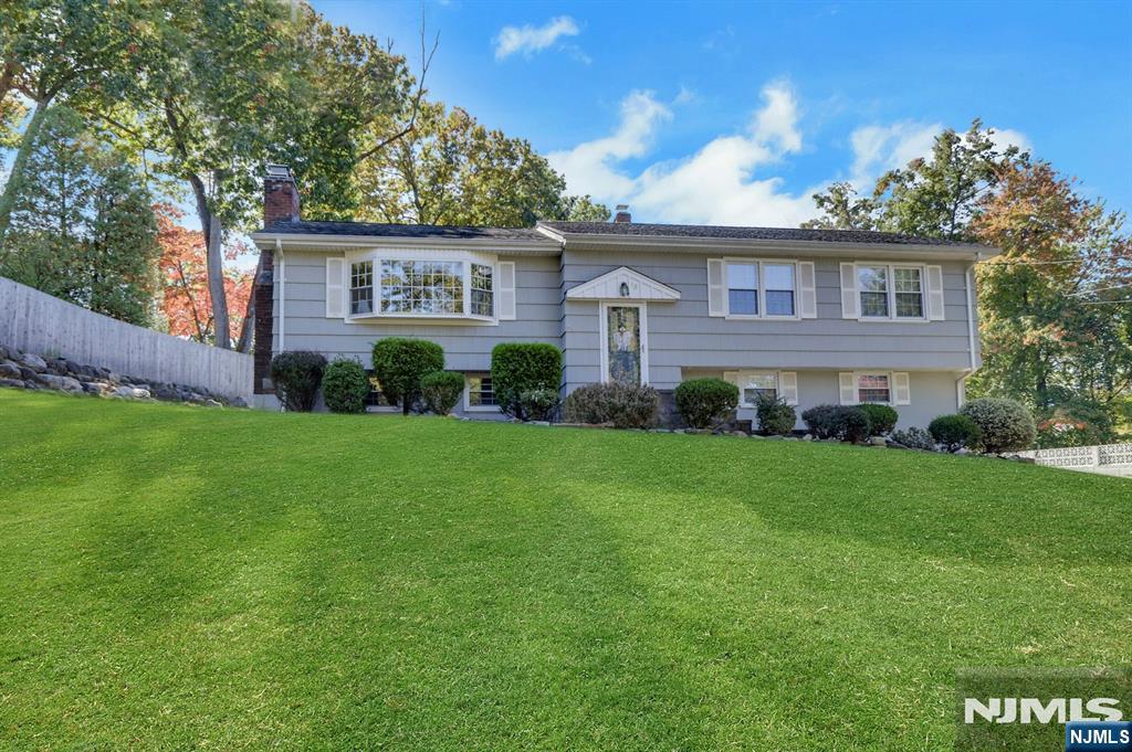13 Darlene Terrace - Photo 1