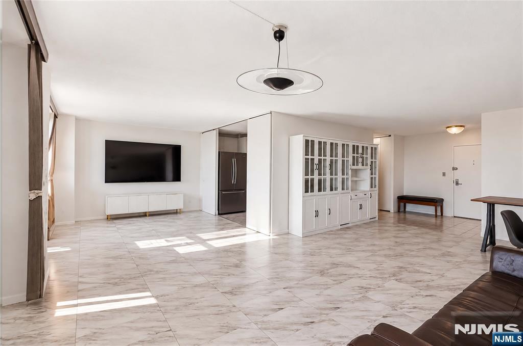 2150 Center Avenue 16A - Photo 2