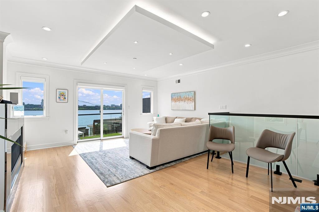 1439 River Road 1 - Photo 3
