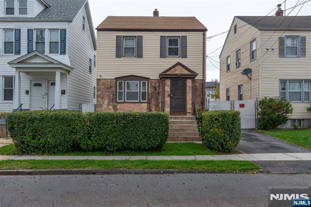 67 Philip Place - Photo 2