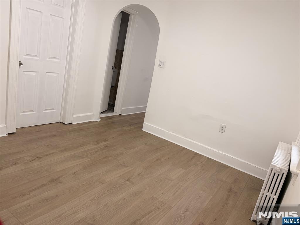 42 Van Winkle Avenue 2 - Photo 4