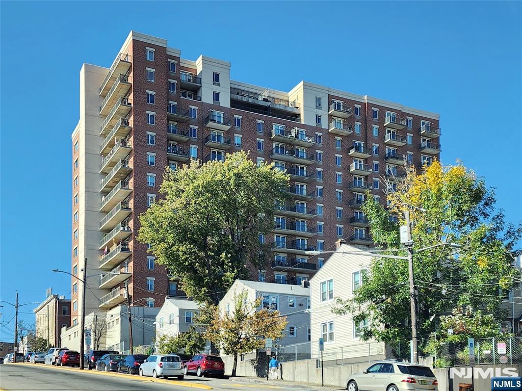 3312 Hudson 7F - Photo 1
