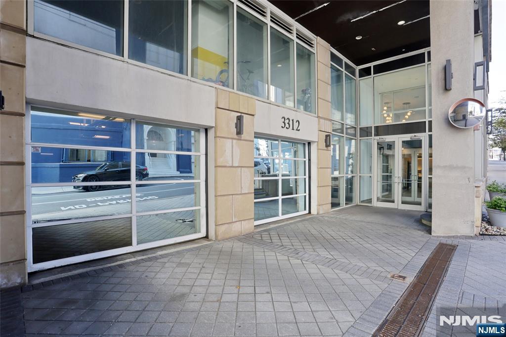 3312 Hudson 7F - Photo 3
