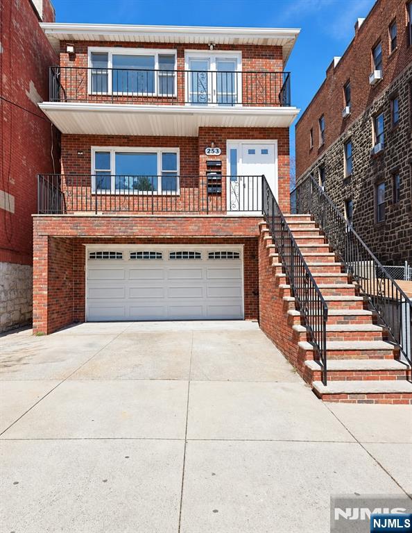 253 Cliff Street 1 - Photo 1