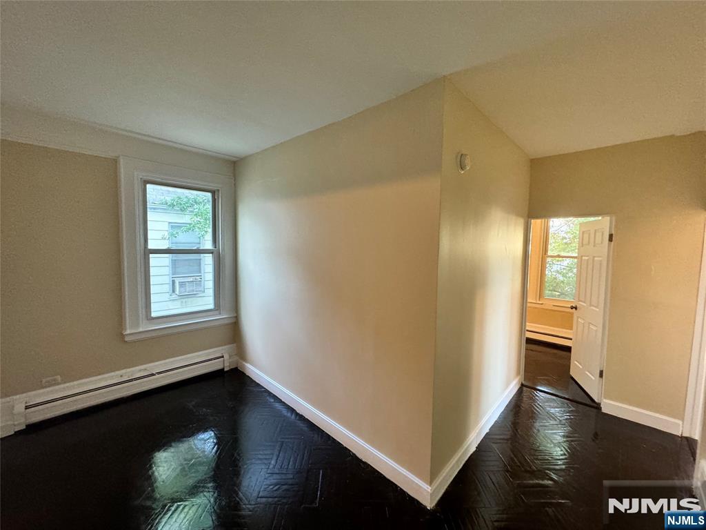 41 Columbia Avenue 2 - Photo 4