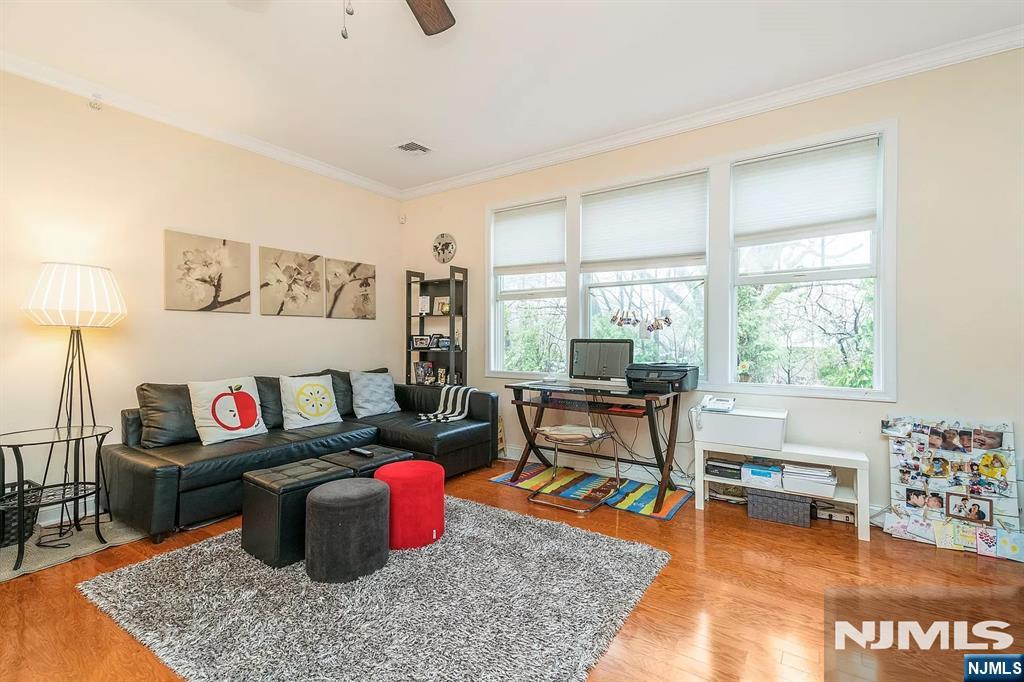 12 Hemlock Lane - Photo 4