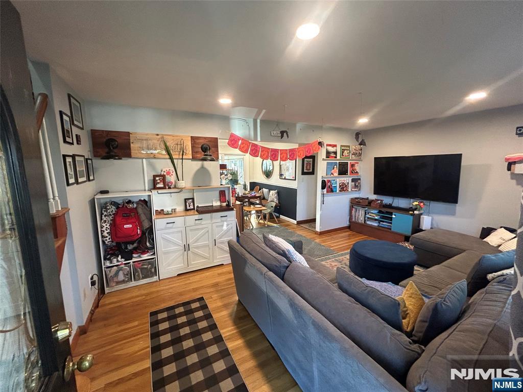 81 Ivanhoe Terrace - Photo 2