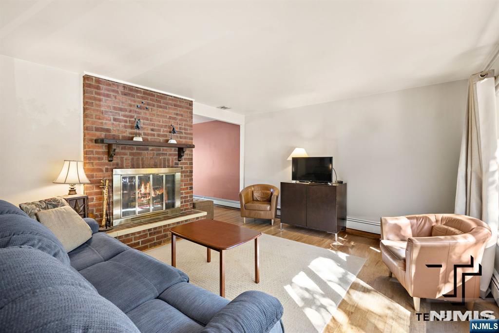 60 Otoole Street - Photo 3
