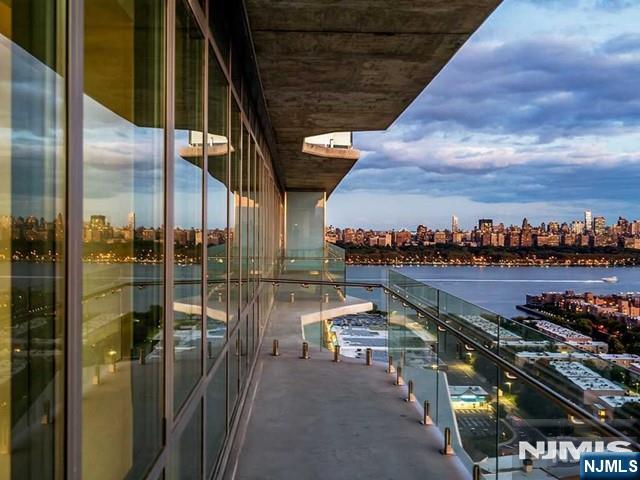 320 Adolphus Avenue - Photo 3