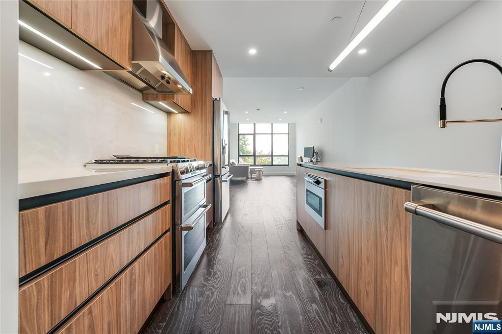 8701 Churchill Road 506 - Photo 5