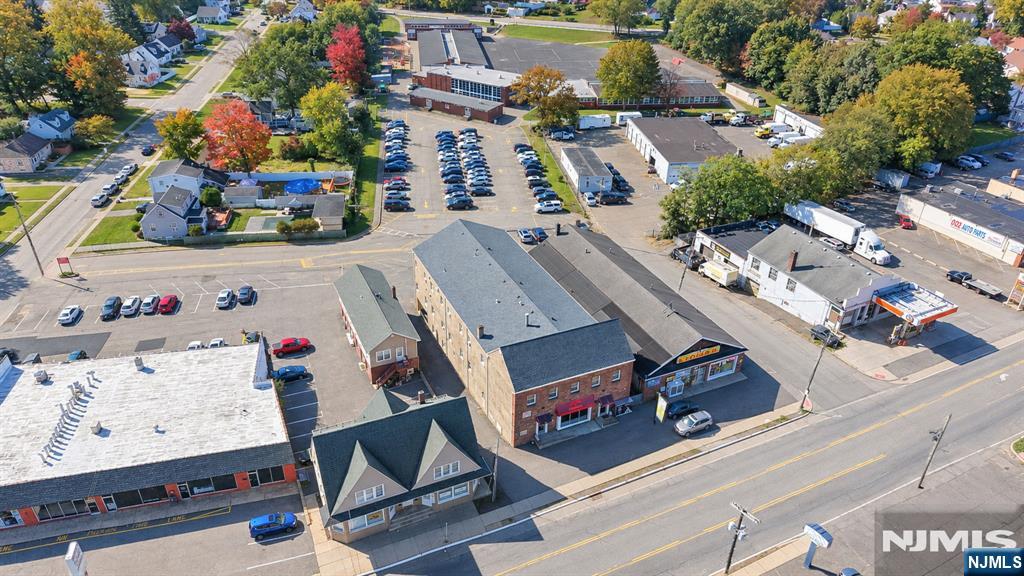 750 Hamburg Turnpike - Photo 3