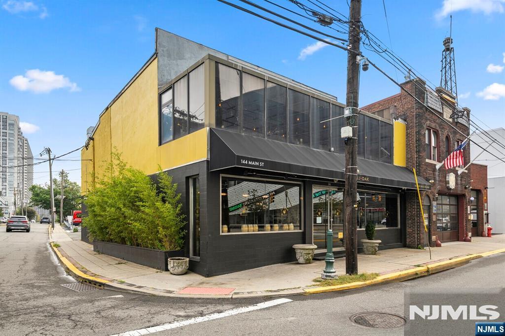 144 Main - Photo 1