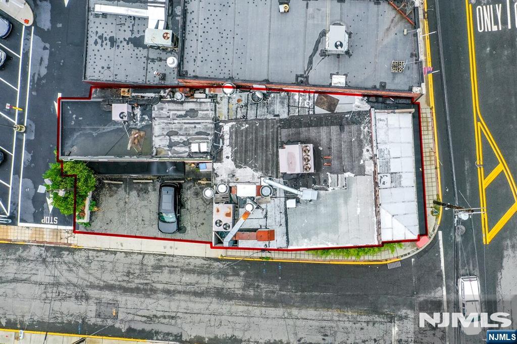 144 Main - Photo 4