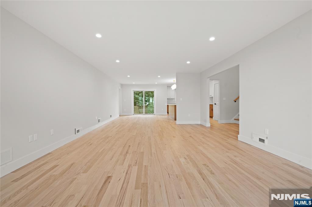 721 Schaefer Avenue - Photo 5