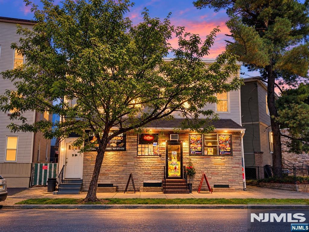 39 Parker Avenue - Photo 1