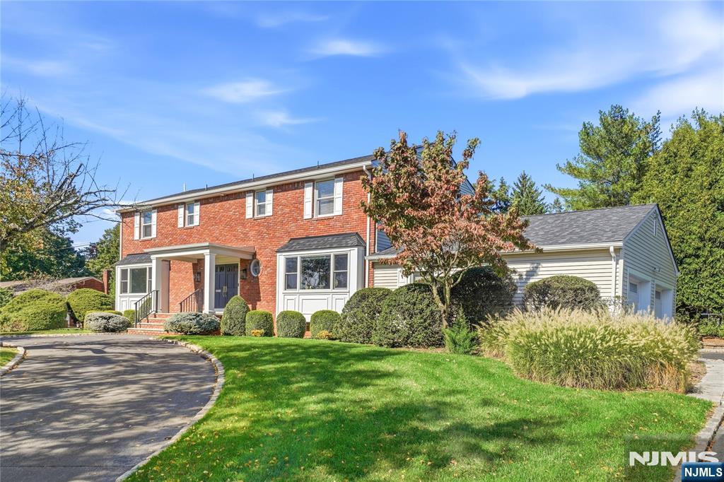 4 Tremont Terrace - Photo 1