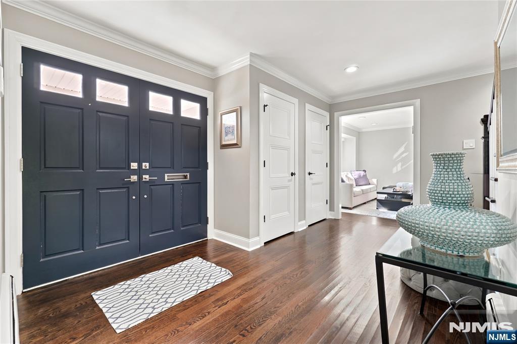 4 Tremont Terrace - Photo 3