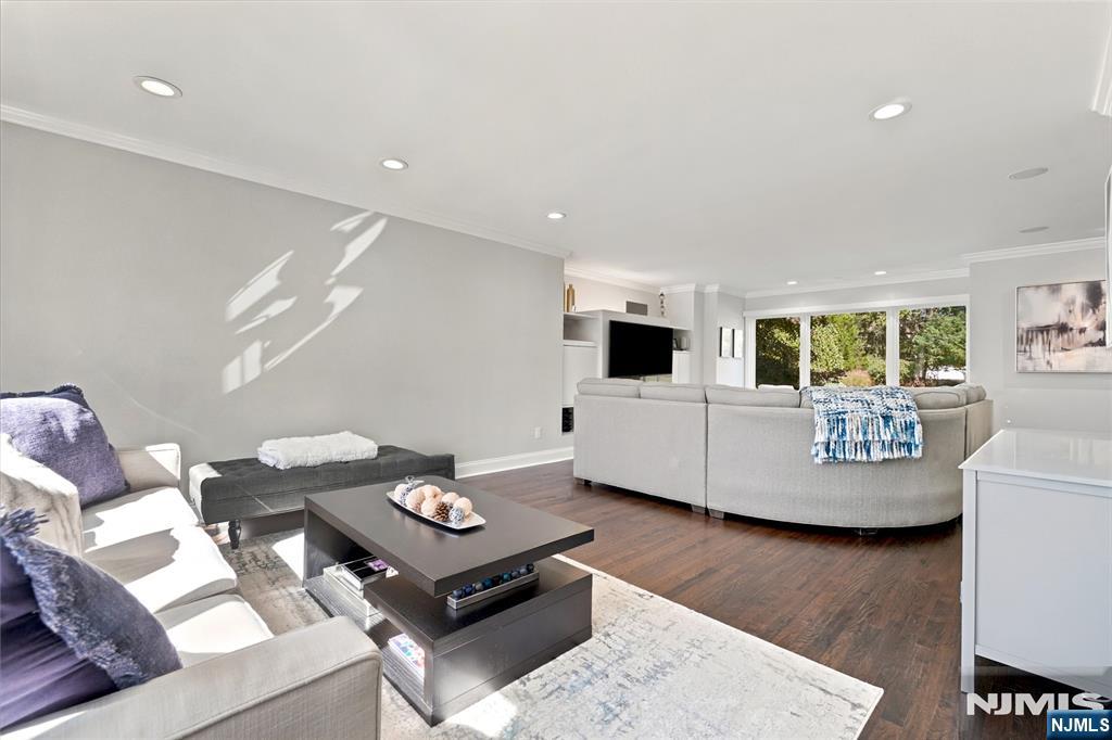 4 Tremont Terrace - Photo 4