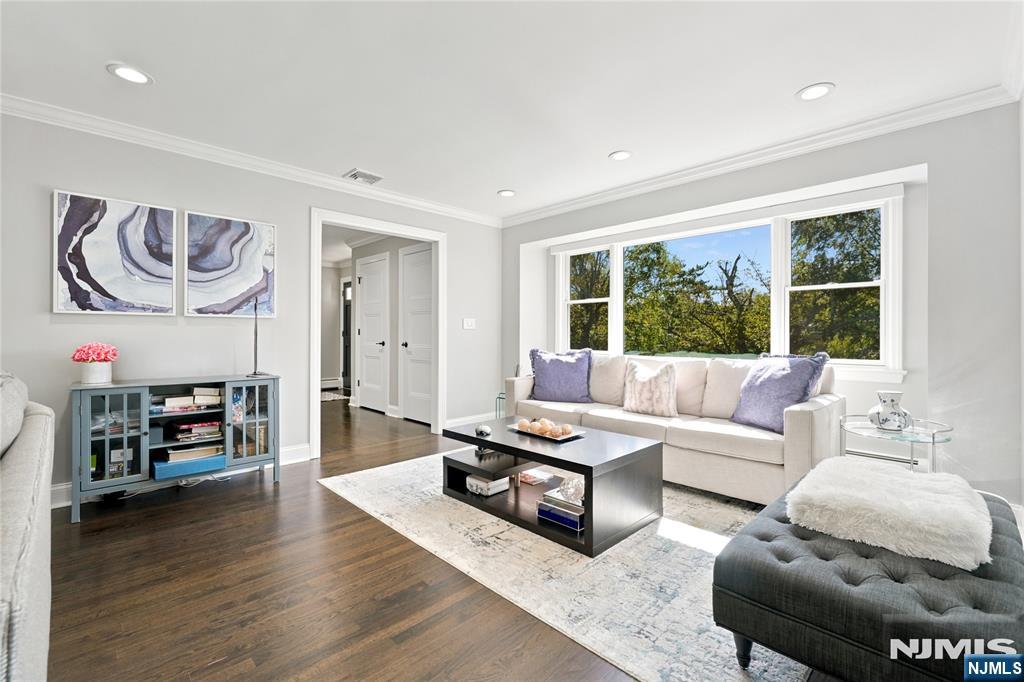4 Tremont Terrace - Photo 5