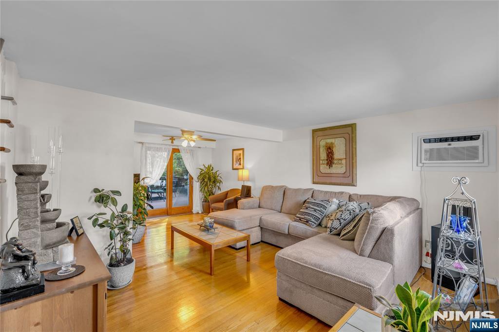 228 Washington Avenue - Photo 2