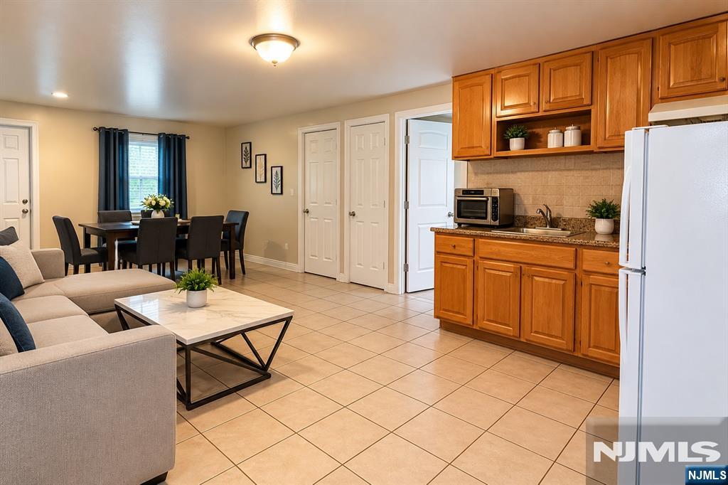 395 23rd Street - Photo 2
