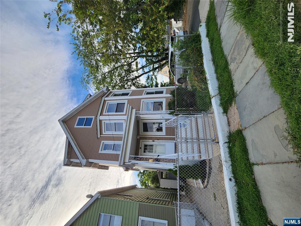 10 Westcott Street - Photo 1