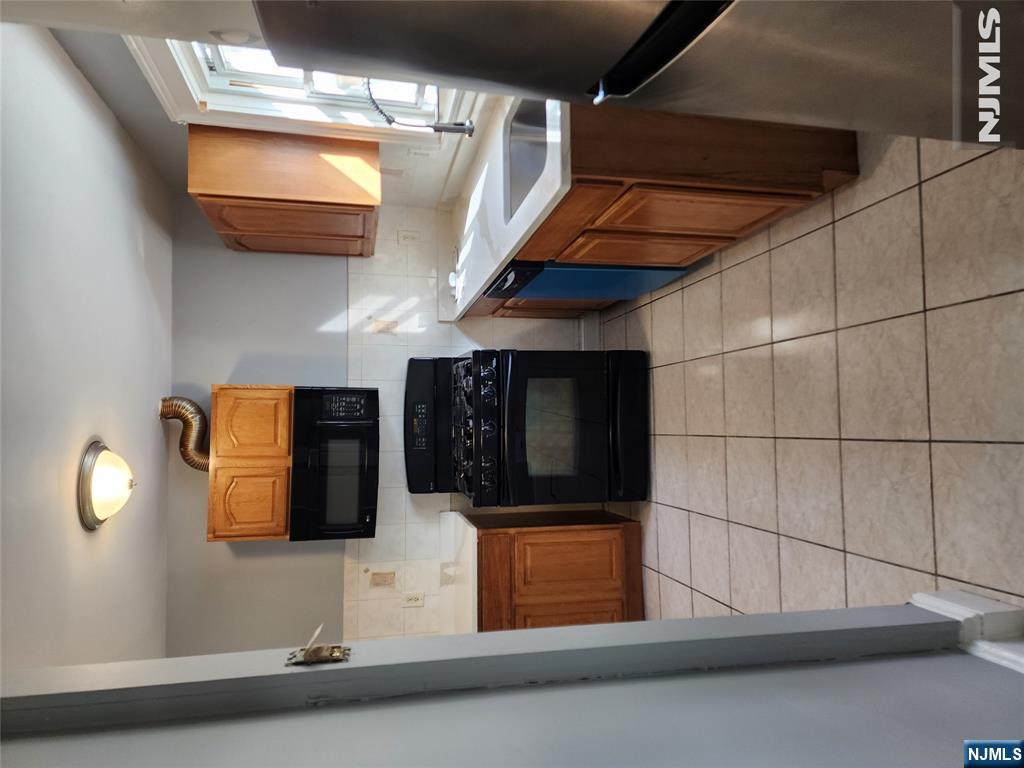 10 Westcott Street - Photo 3