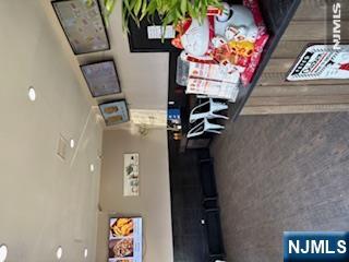1306 Stuyvesant Avenue - Photo 5