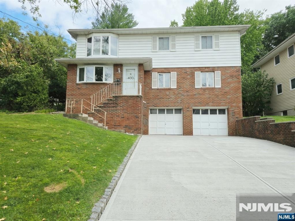 400 Oak Street - Photo 1