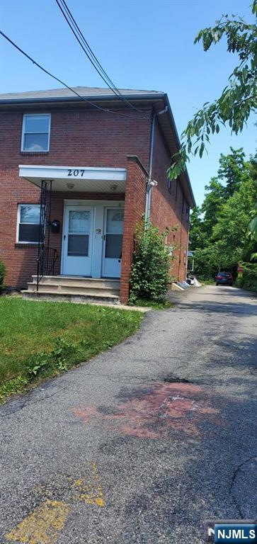 201 Fort Lee Road D - Photo 2