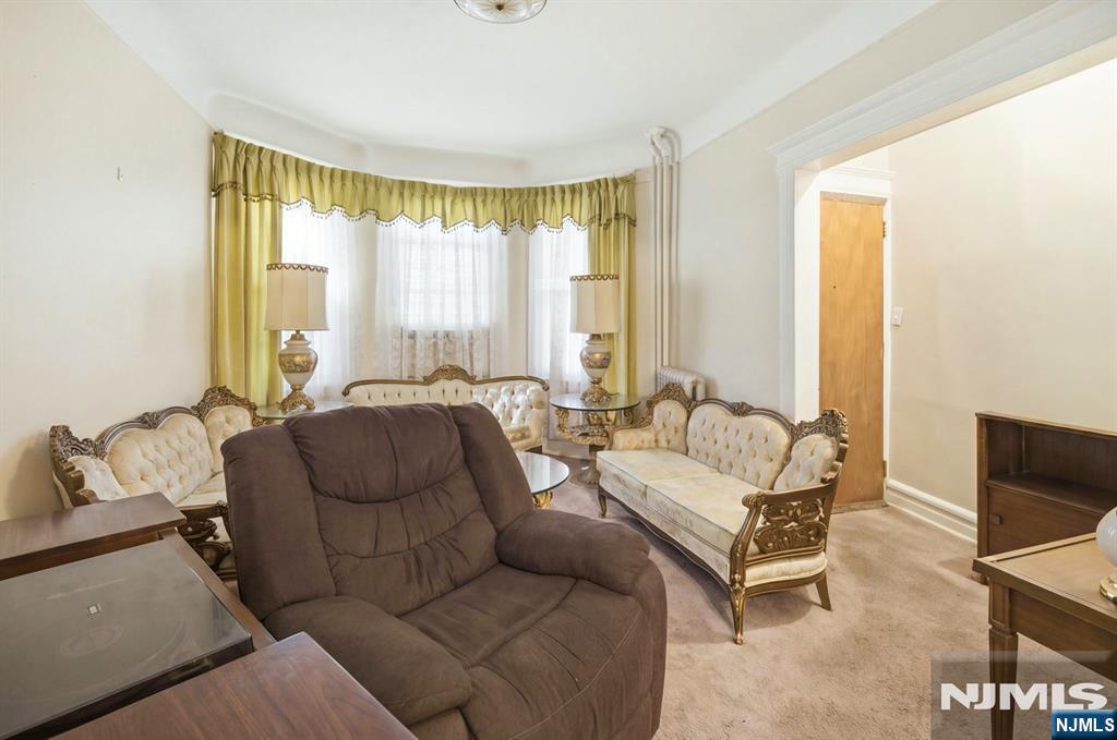 160 S 10th Street - Photo 4