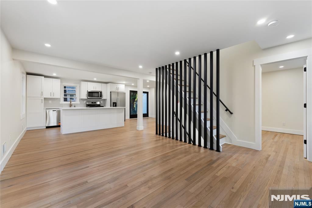 79 Forest Road - Photo 3