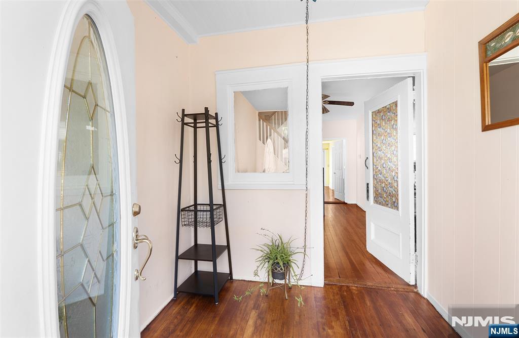 21 Hackett Place - Photo 3