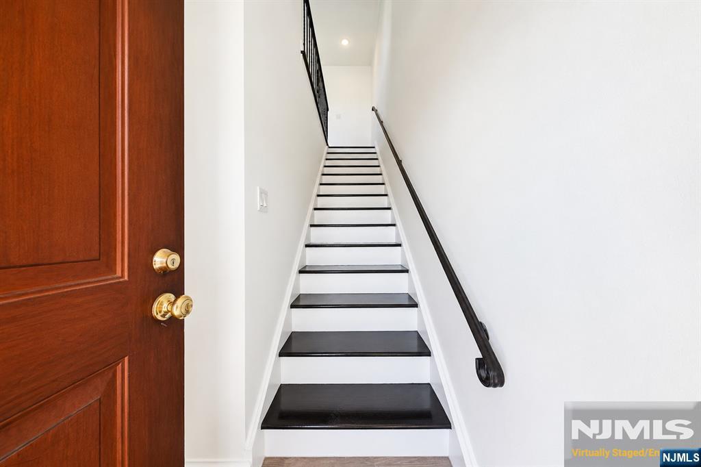 245 Edmund Avenue 3 - Photo 2