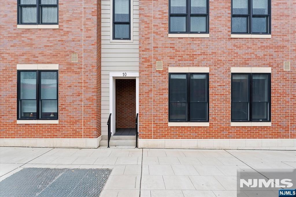 10 Ward Street - Photo 1