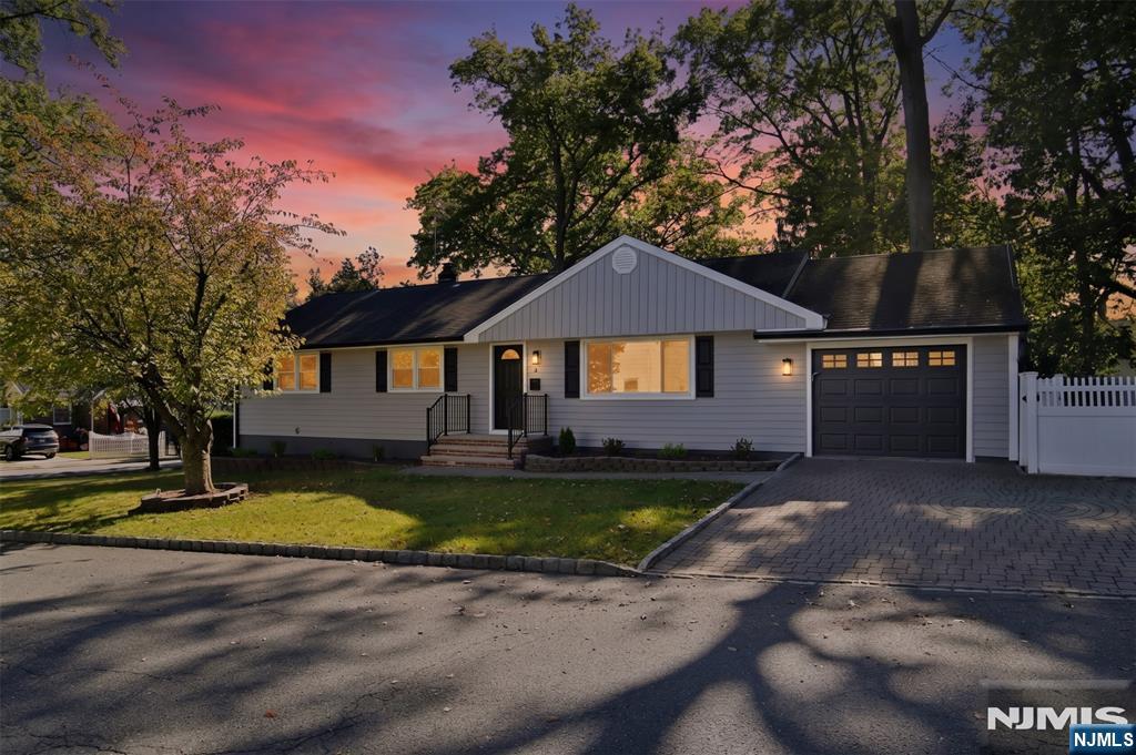 2 Homestead Place - Photo 1