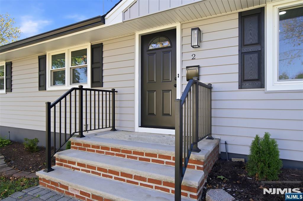 2 Homestead Place - Photo 2