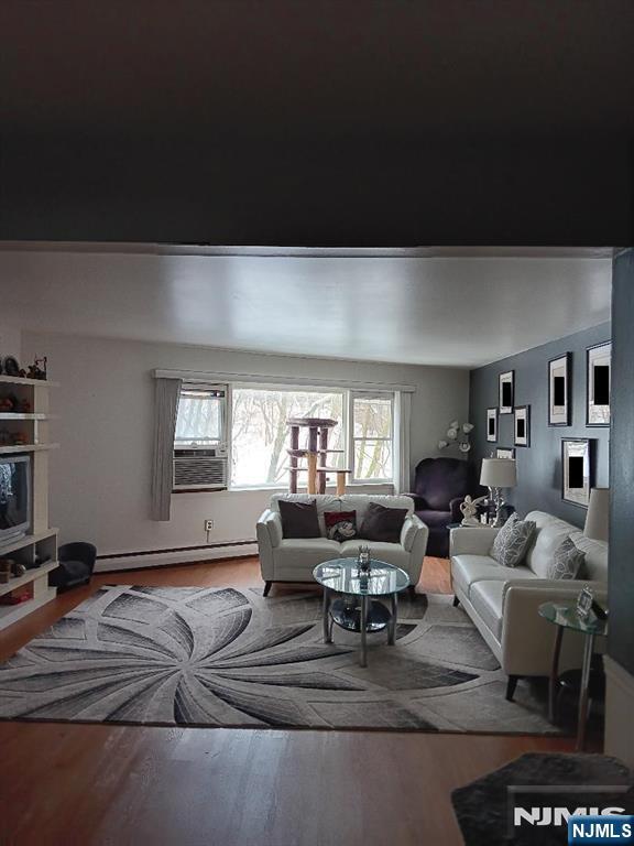 545 Mola Boulevard - Photo 4