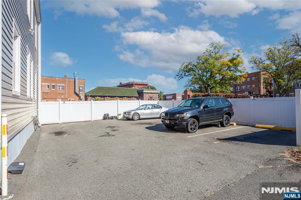 19-21 Arch Street - Photo 5