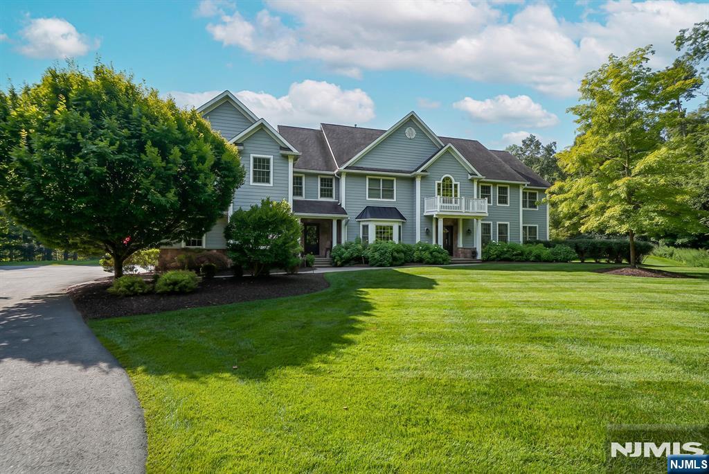 21 Reagan Way - Photo 1