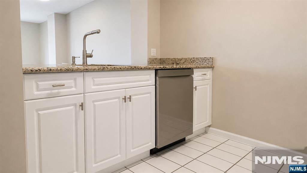 100 Old Palisade Road 1813 - Photo 5