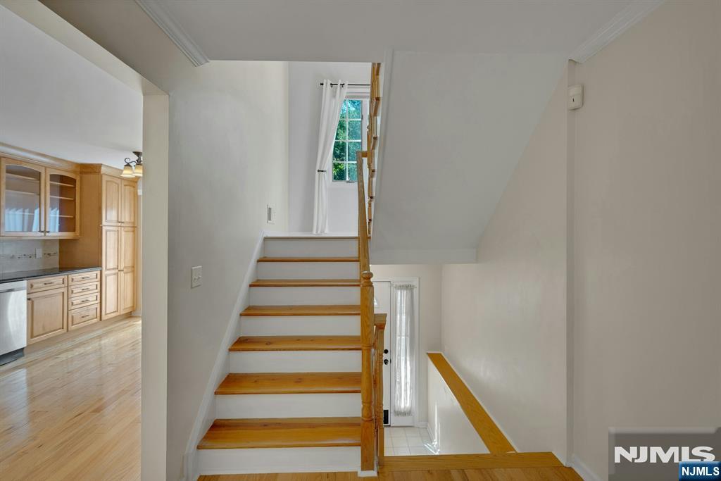 16 Joanne Drive 2A - Photo 2